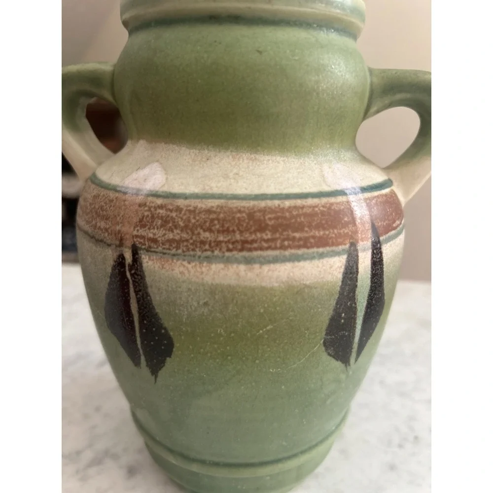 Vintage Made In Japan Art Pottery Handled Vase Roseville Monticello Style 7 1/2